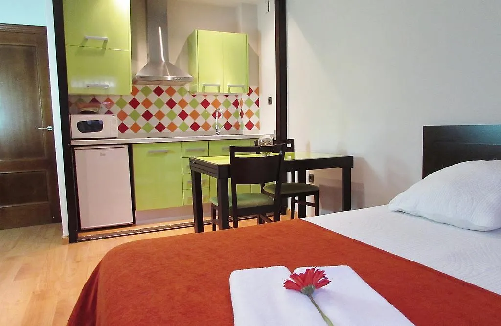 Apartamentos Turisticos Las Nieves Granada Appartement